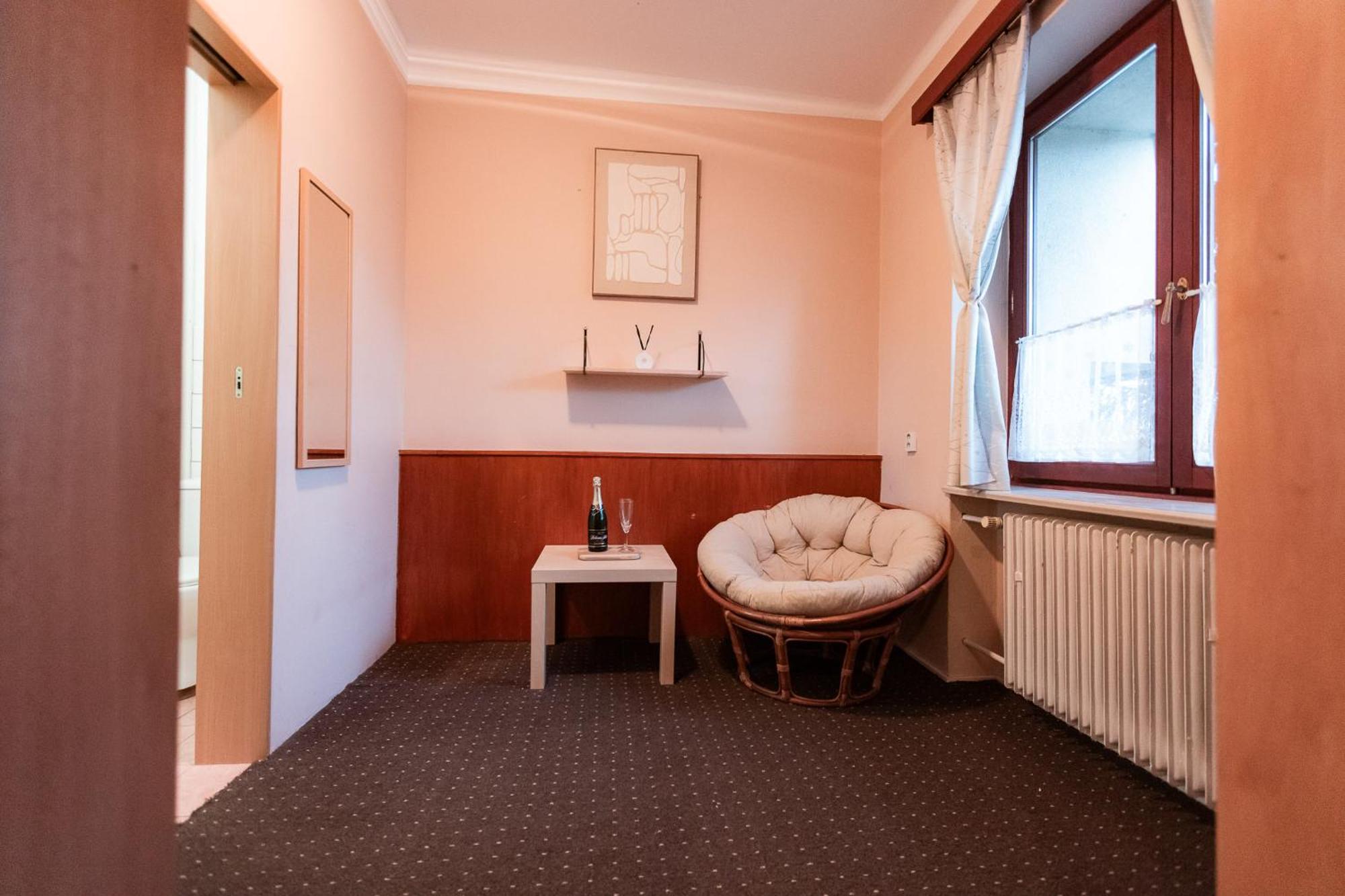 Hotel Rozkos Ceska Skalice Quarto foto